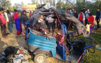 अटो ठोक्किएर दुर्घटना हुँदा तीन जनाको मृत्यु 